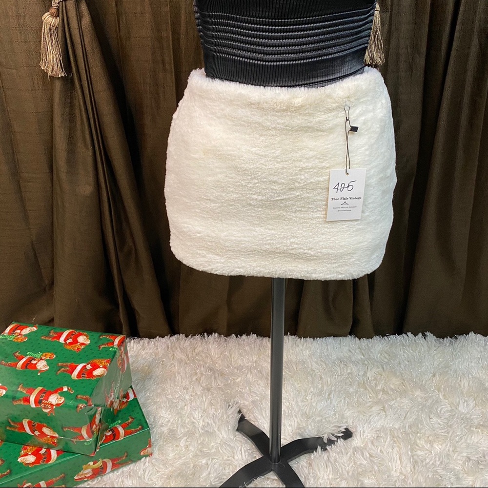 faux fur mini skirt